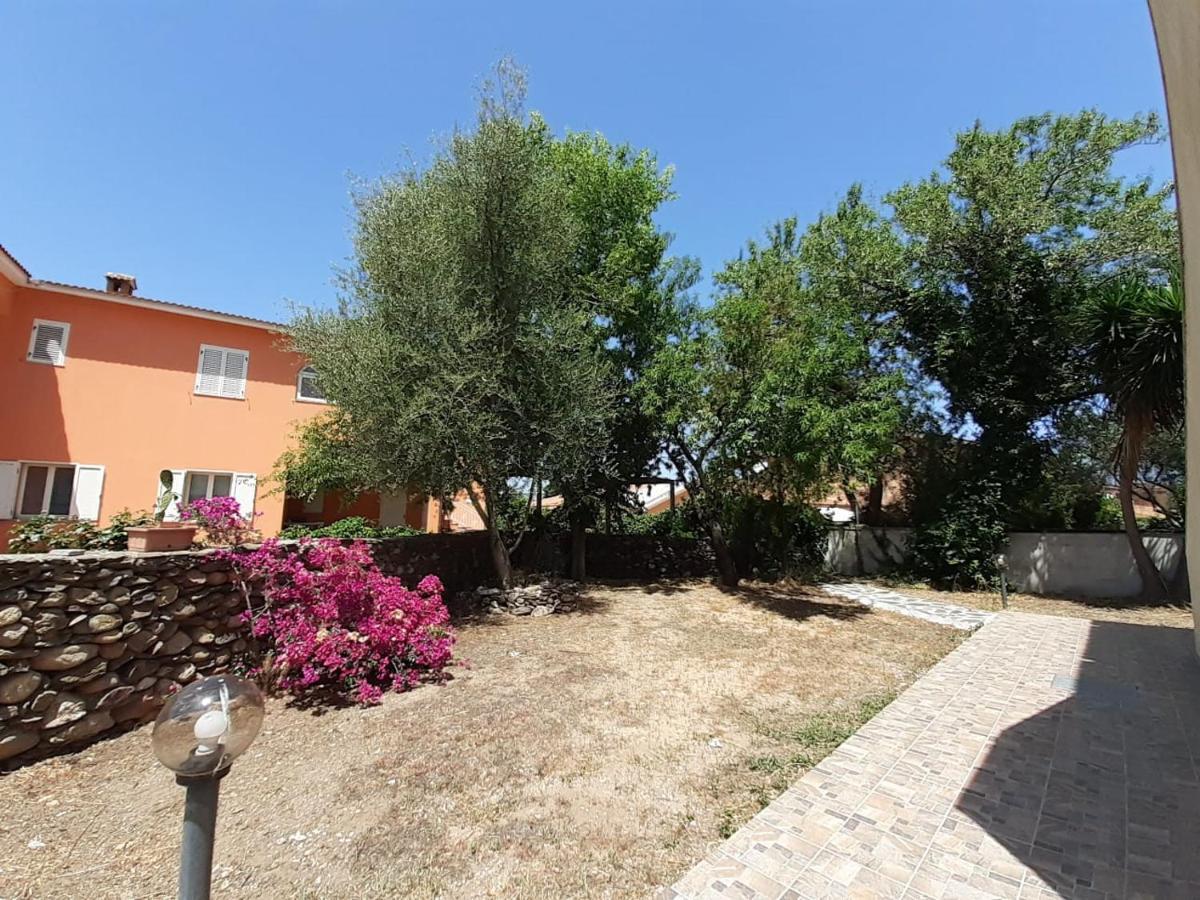 San Teodoro Centro Villa Eksteriør bilde
